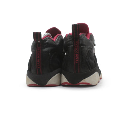 Jordan 13 Retro Low Bred Sneaker