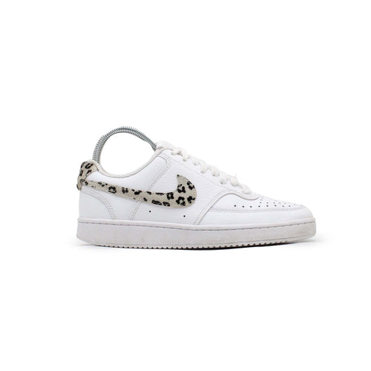 NIKE Court Vision Low