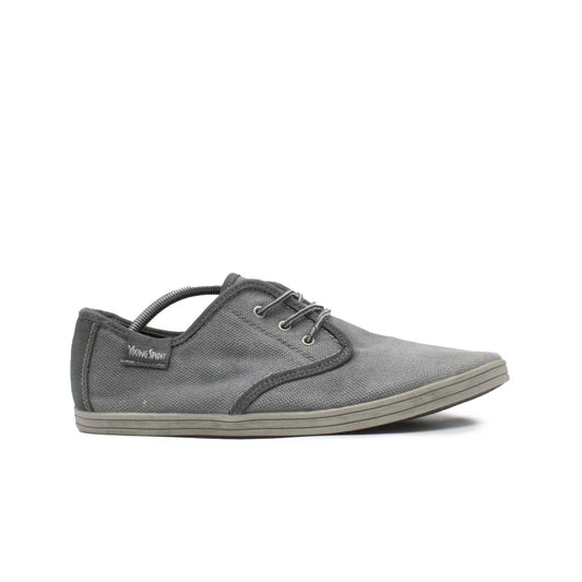 Young Spirit Low Top Casual Shoe