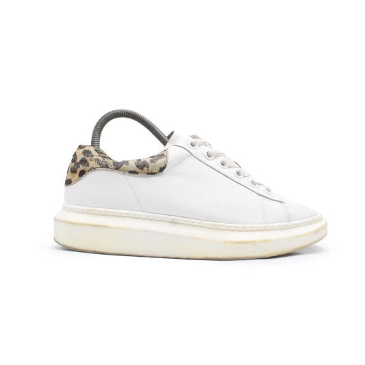 Classic White Women Casual Shoe