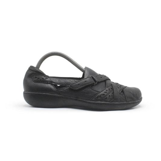 Clarks Women's Ashland Spin Slip On