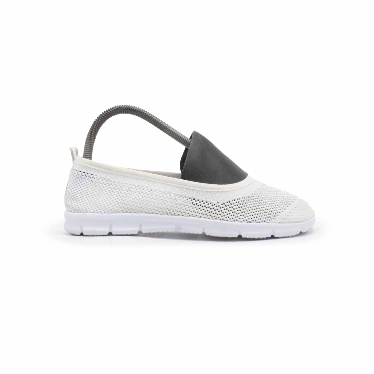 Graceland Women Casual Slip On