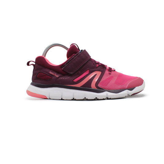 Newfeel Pw 540 Walking Shoe