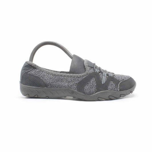 CLASSIC WOMEN SLIP ON