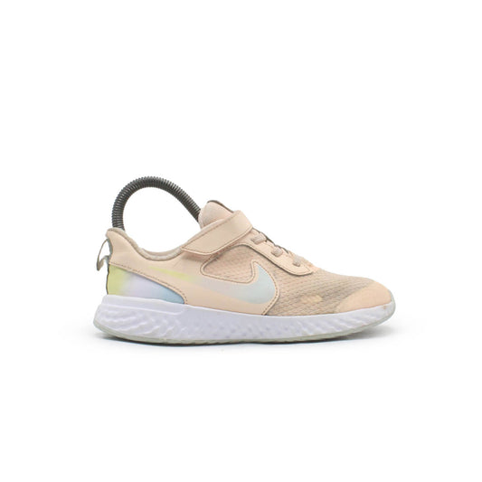 Nike Revolution 5 SE Running Shoe