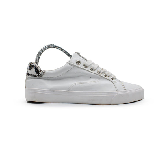 CLASSIC WOMENS CASUAL SNEAKER