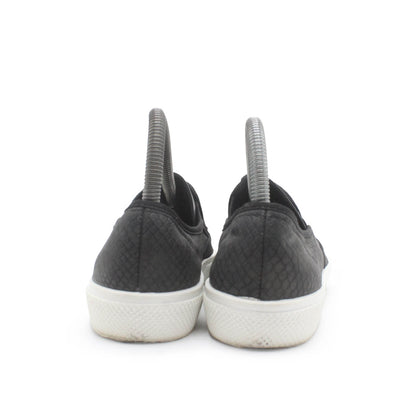 OFFICE GIRLS SLIP ON