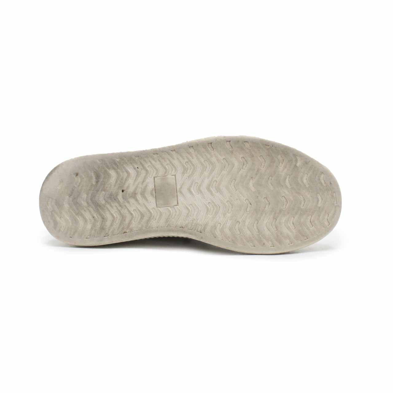 CLASSIC WOMENS CASUAL SHOE