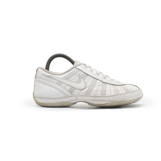 Nike Cheerleading Casual Shoe