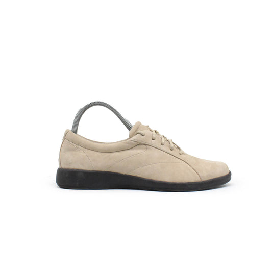 GRASSHOPPERS LOW TOP CASUAL SHOE