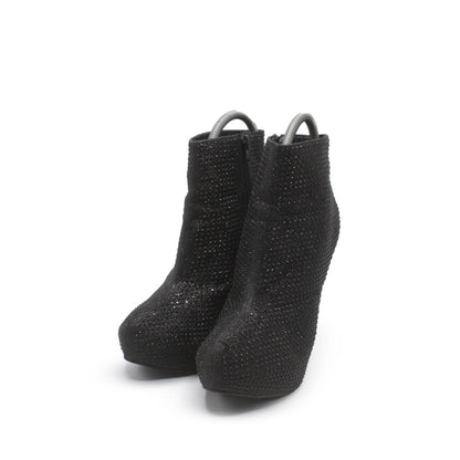 NEW LOOK HIGH HEELED BOOT