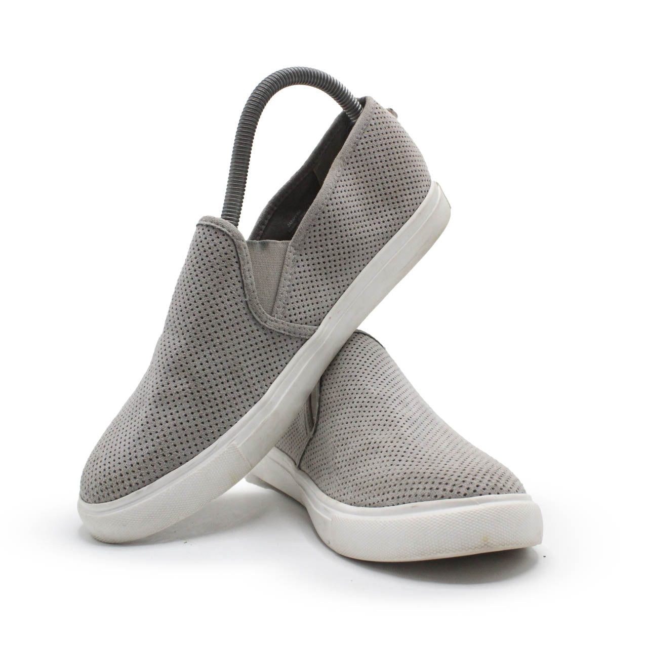 CLASSIC WOMEN SLIP ON SHOE