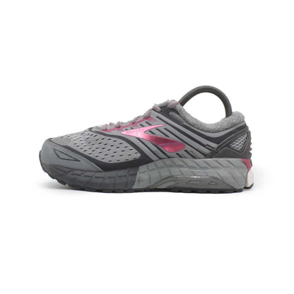 Brooks Ariel 18
