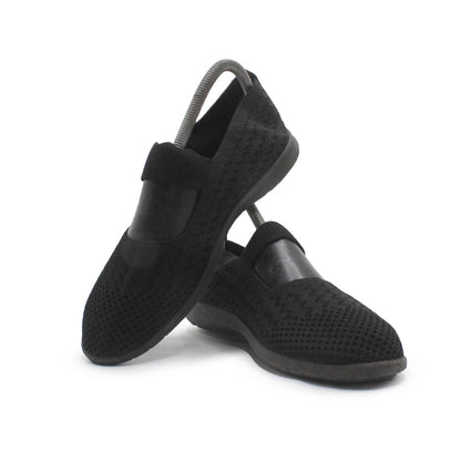 CLASSIC WOMENS SLIP ON