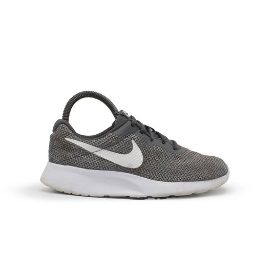 Nike Tanjun SE Running Shoe