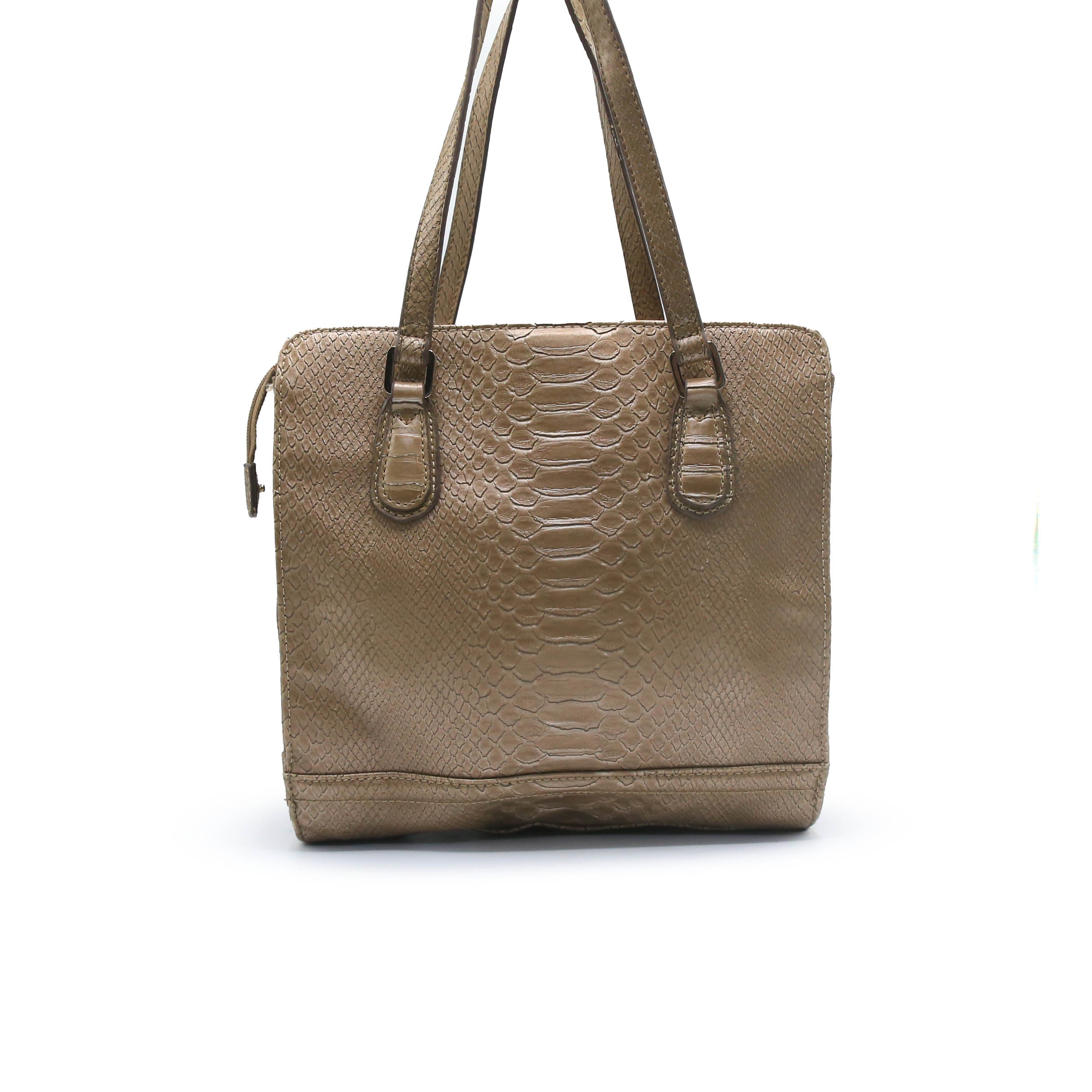 Authentic preloved Liz Claiborne shoulder bag, Women's Fashion, Bags &  Wallets, Shoulder Bags on Carousell