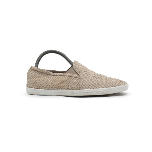 CLASSIC WOMEN SLIP ON