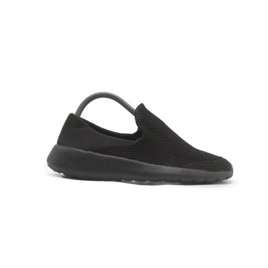 CLASSIC BLACK SLIP ON