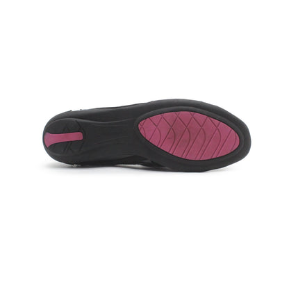 CLASSIC WOMEN SLIP ON