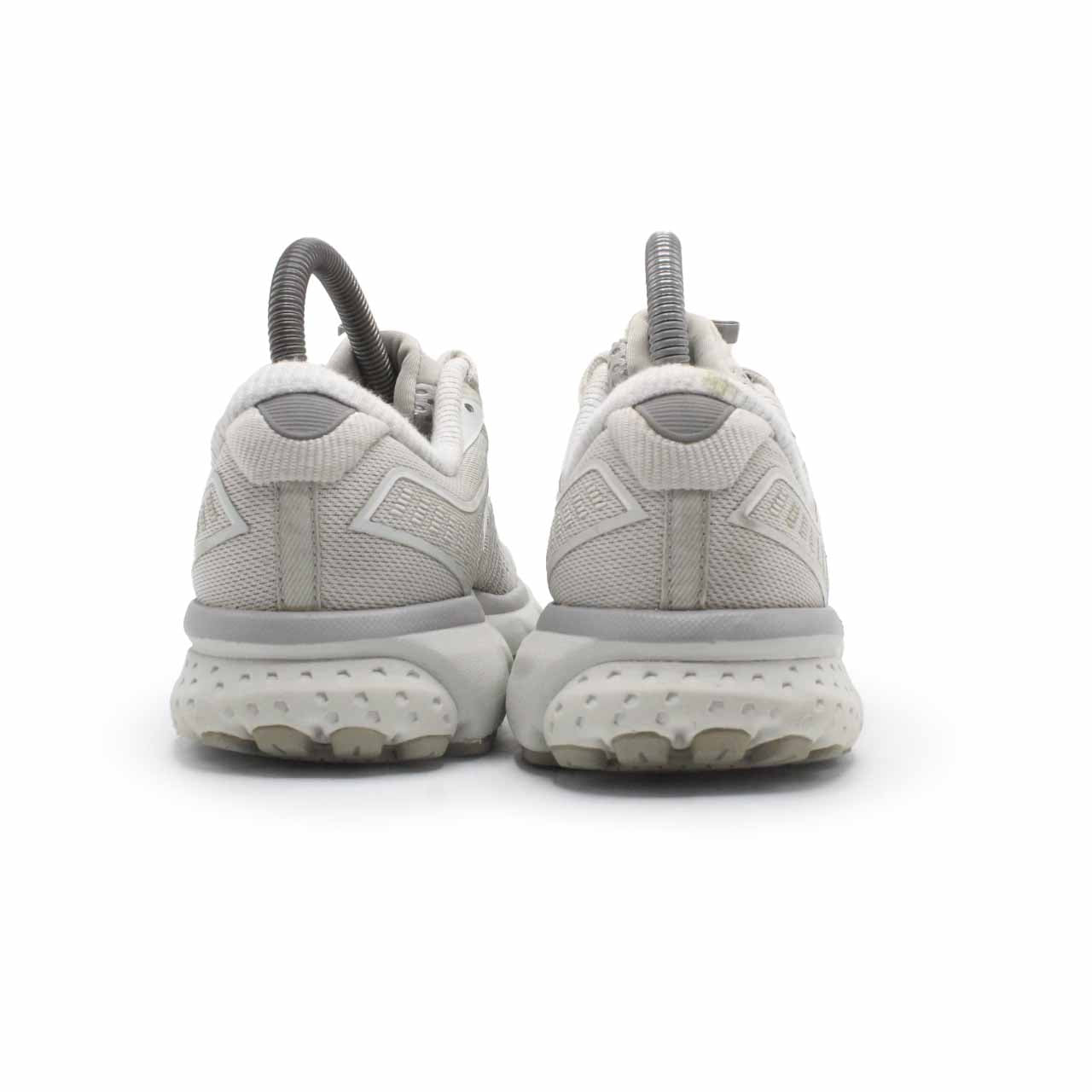 Brooks Womens Ghost 12 Running Shoe