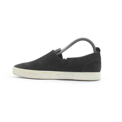 CLASSIC WOMEN SLIP ON SHOE