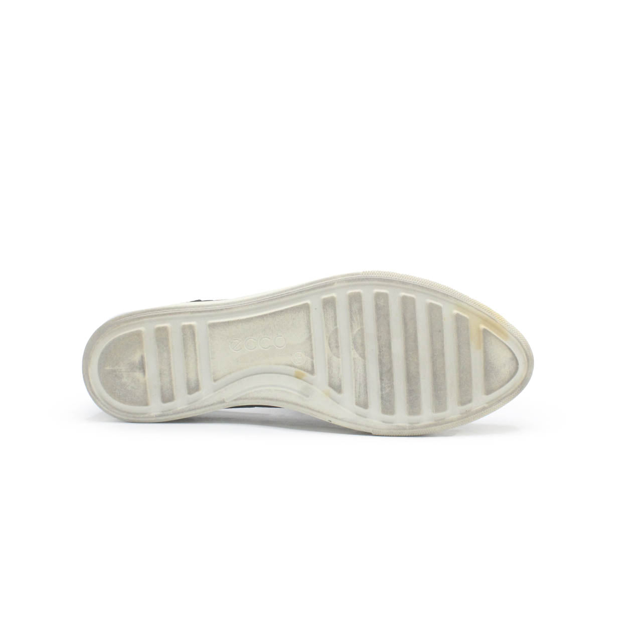 CLASSIC WOMEN SLIP ON SHOE