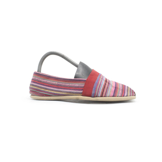CLASSIC WOMENS CASUAL SLIP ON