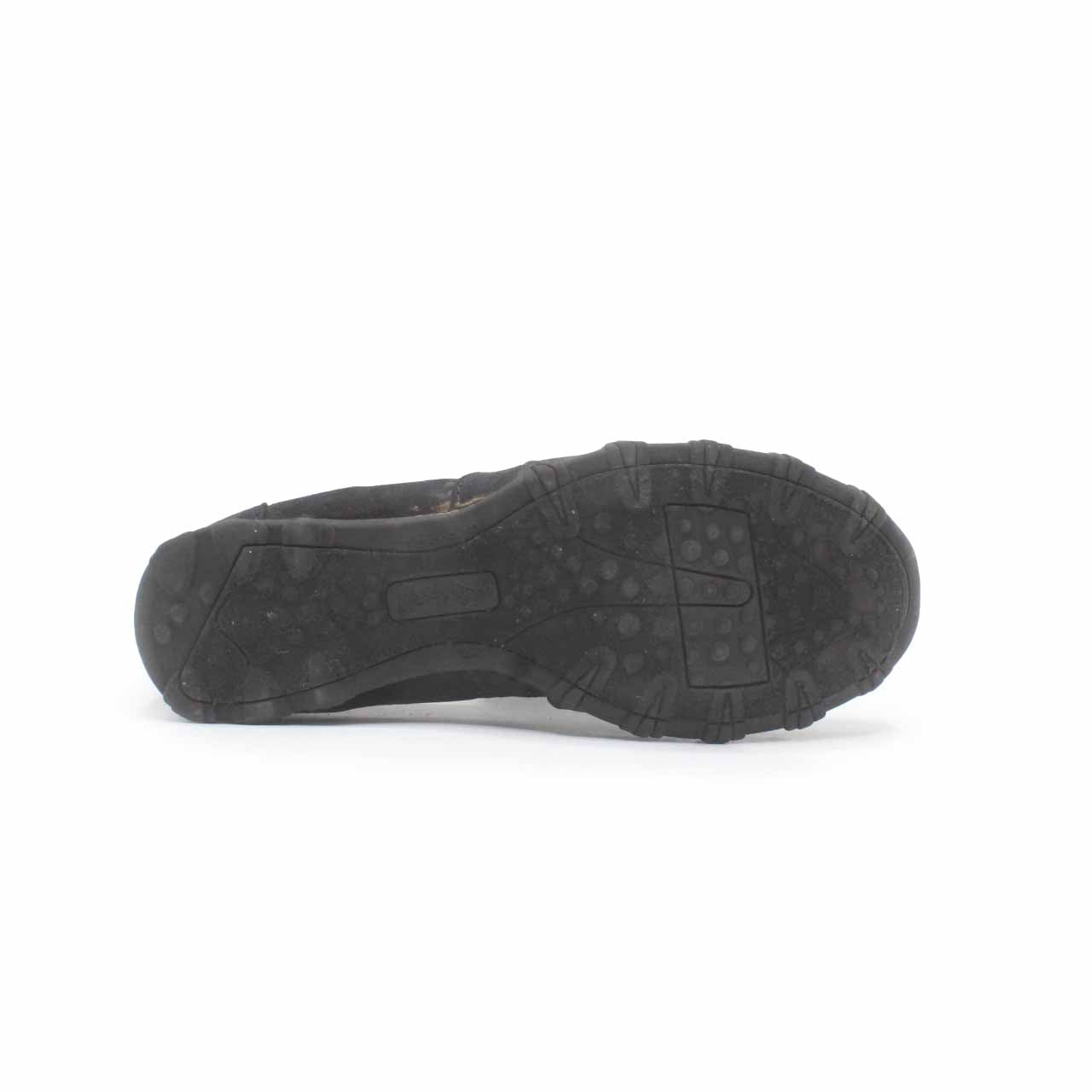 Faded Glory Women's Casual Twin Gore Slip-on