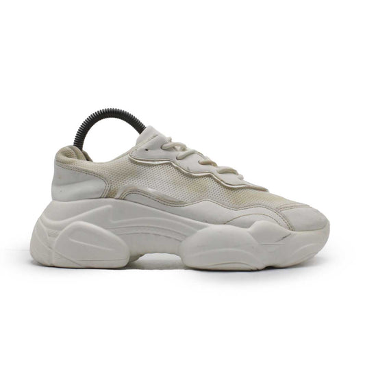 Classic White Women Casual Shoe
